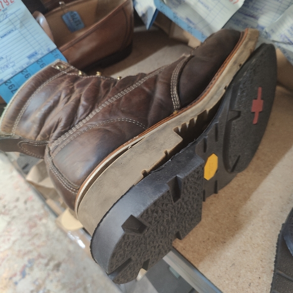 Industrial Work Boots Resoled with Vibram Alpha #1318 Oil Resistant Heel Defined - Picture 9 of 15